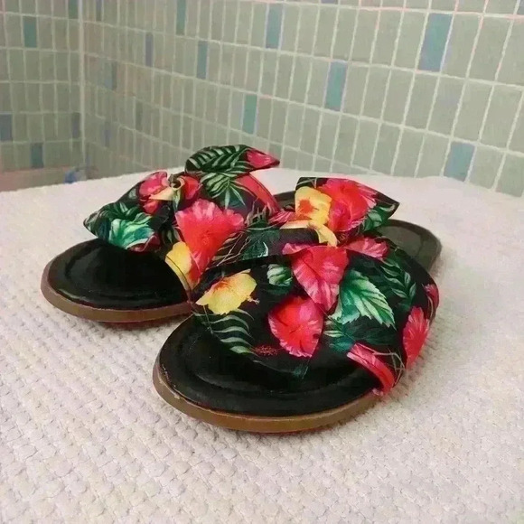 A.S.N.Y. Tropical Floral Slip On Slides Flat Sandals - Picture 6 of 10